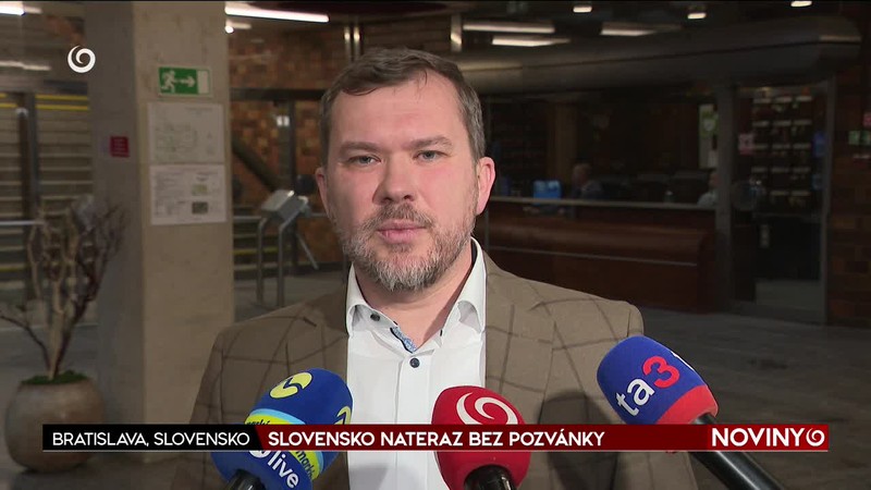 SLOVENSKO NATERAZ BEZ POZVÁNKY