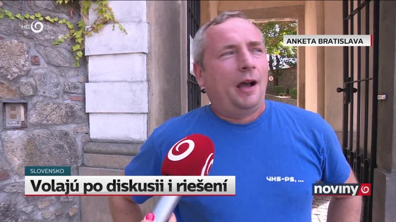 Volajú po diskusii i riešení