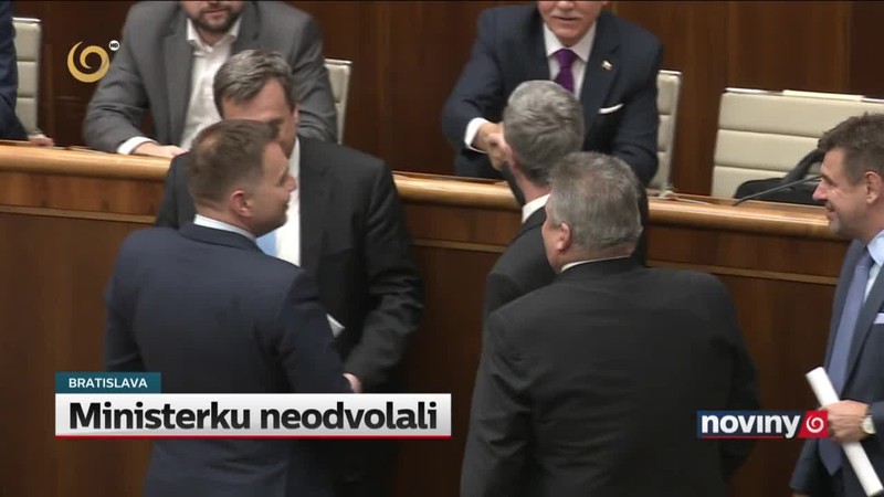 Ministerku neodvolali