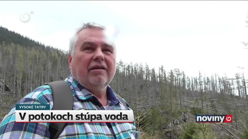 V potokoch stúpa voda