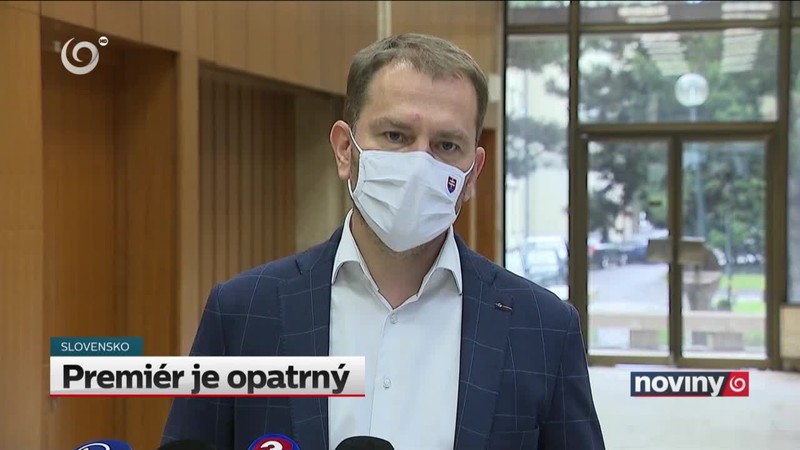 Premiér je opatrný