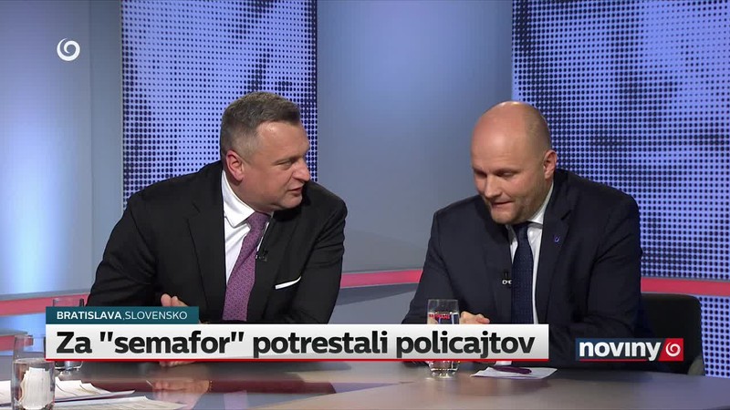 Za "semafor" potrestali policajtov
