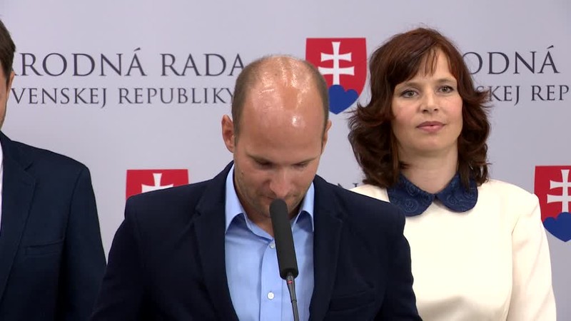 Politici reagujú na koaličnú krízu. Kradnúť na školstve je fest ťažké, hovorí Sulík