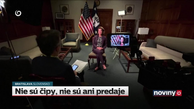 Nie sú čipy, nie sú ani predaje