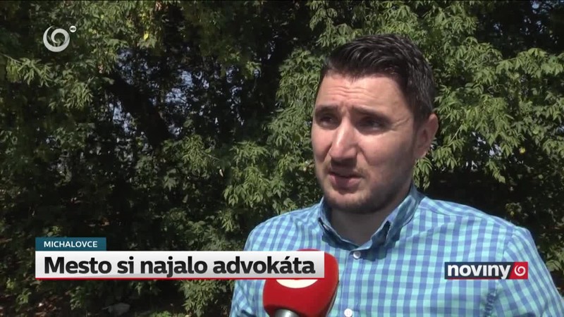 Mesto si najalo advokáta