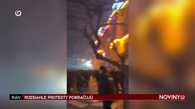 ROZSIAHLE PROTESTY POKRAČUJÚ