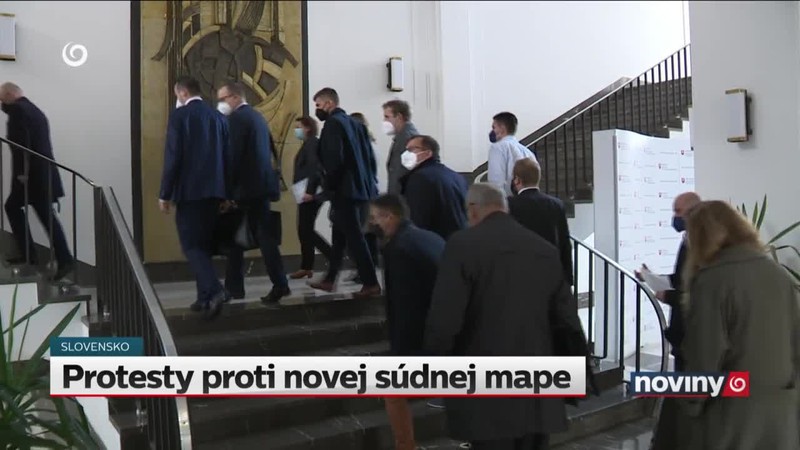 Protesty proti novej súdnej mape