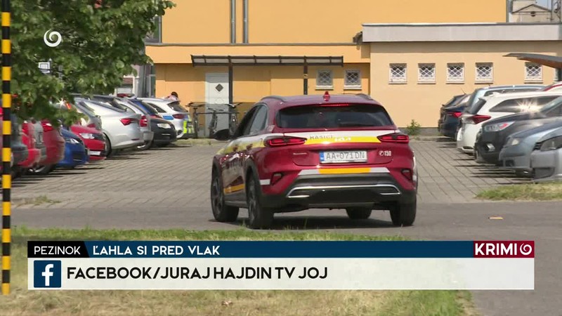 ĽAHLA SI PRED VLAK