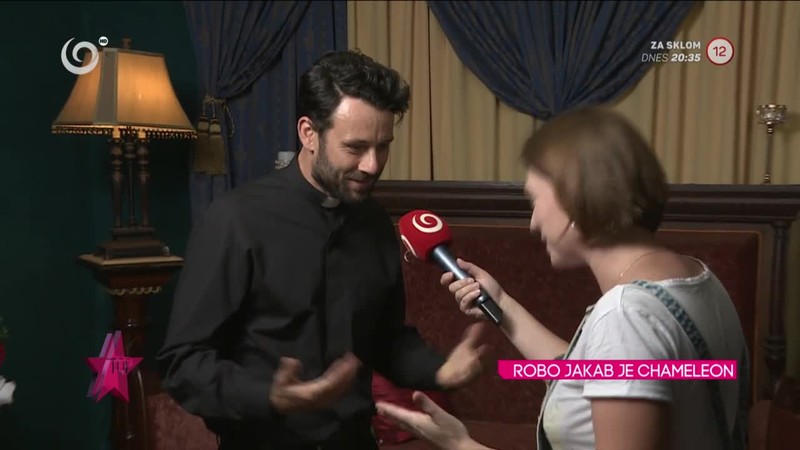 ROBO JAKAB JE CHAMELEON