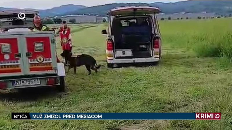 MUŽ ZMIZOL PRED MESIACOM