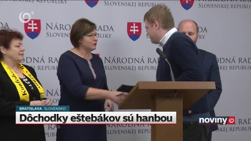 Dôchodky eštebákov sú hanbou