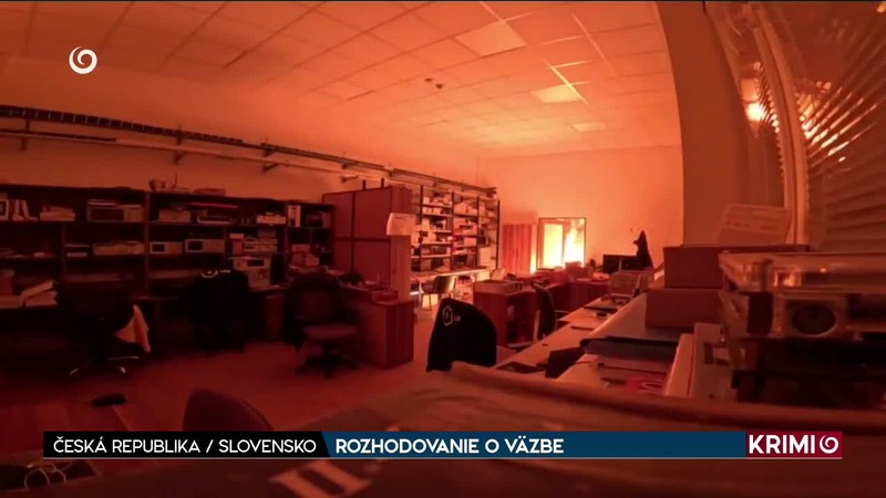 ROZHODOVANIE O VÄZBE