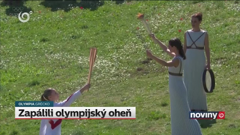 Zapálili olympijský oheň