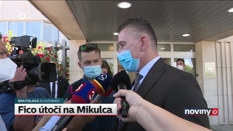 Fico útočí na Mikulca
