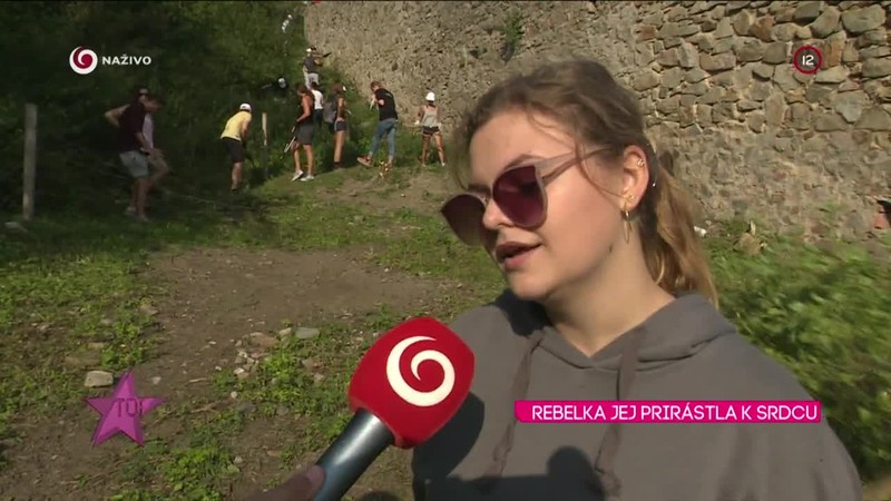 REBELKA JEJ PRIRÁSTLA K SRDCU