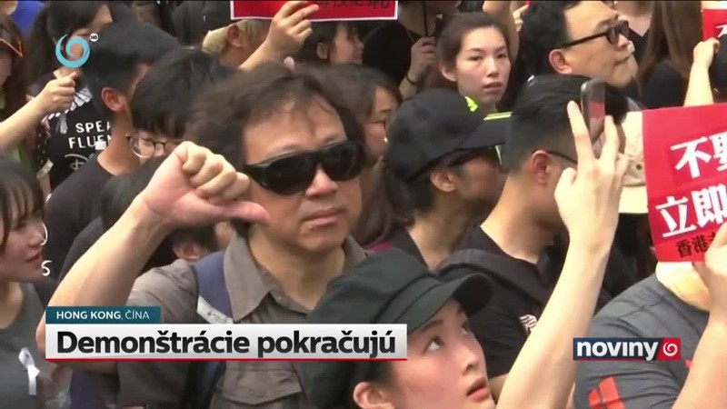Demonštrácie pokračujú