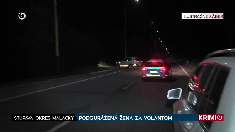 PODGURÁŽENÁ ŽENA ZA VOLANTOM