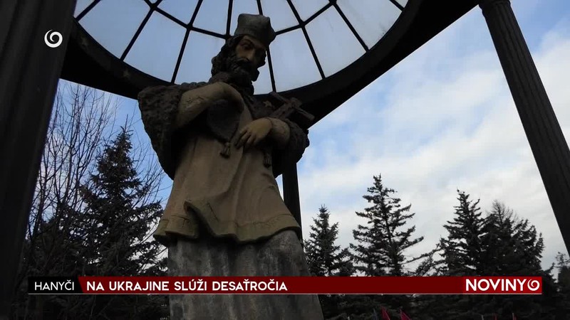 NA UKRAJINE SLÚŽI DESAŤROČIA