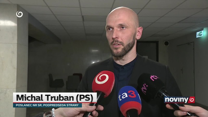 Ústavné "tance"