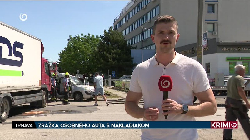 ZRÁŽKA OSOBNÉHO AUTA S NÁKLADIAKO