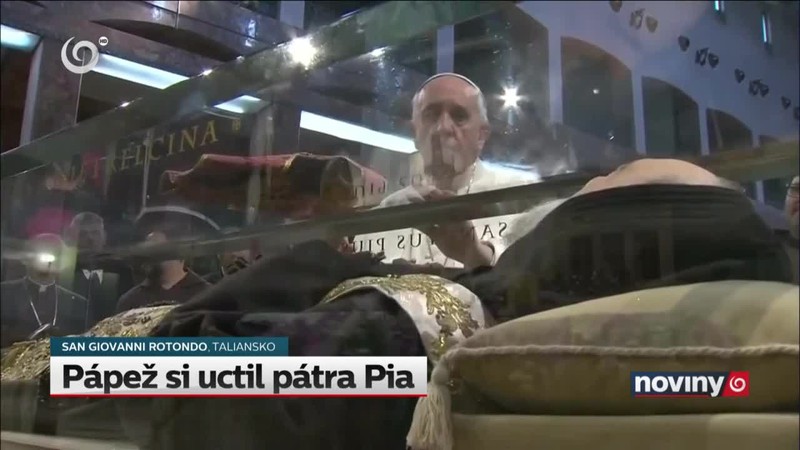 Pápež si uctil pátra Pia