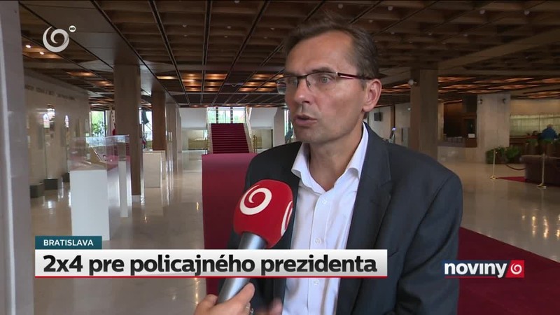 2x4 pre policajného prezidenta