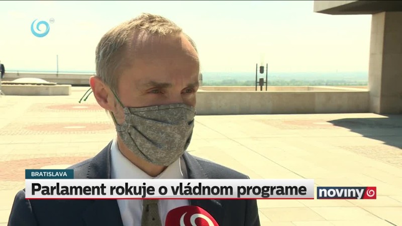 Parlament rokuje o vládnom programe