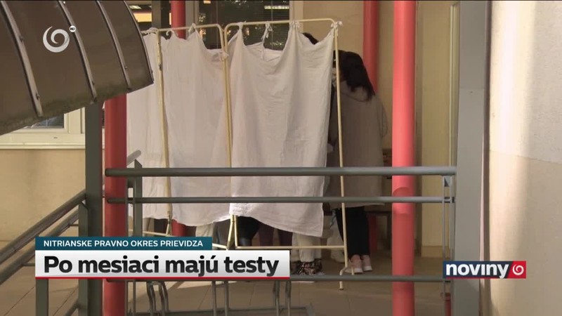Po mesiaci majú testy