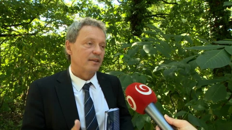 Strata dokladov, zranenie aj pokuta. Kto vám pomôže na dovolenke v zahraničí?