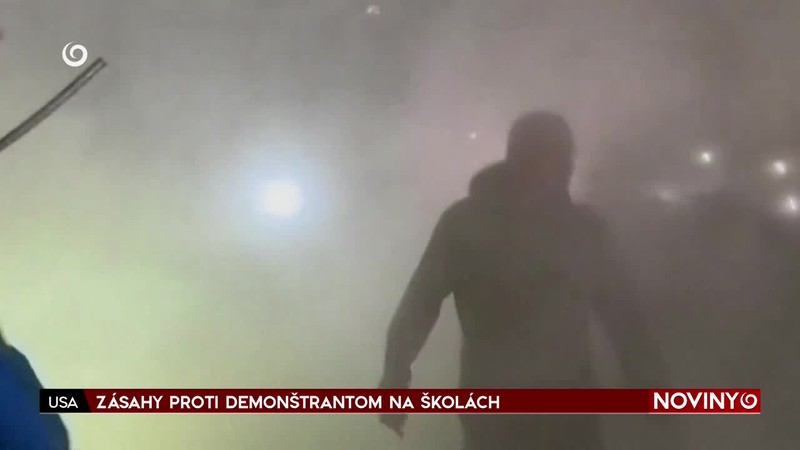 ZÁSAHY PROTI DEMONŠTRANTOM NA ŠKOLÁCH