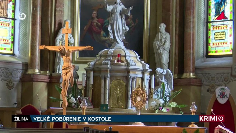 VEĽKÉ POBÚRENIE V KOSTOLE
