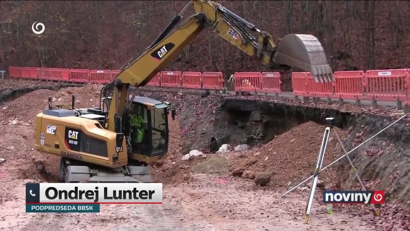 Oprava zničenej cesty