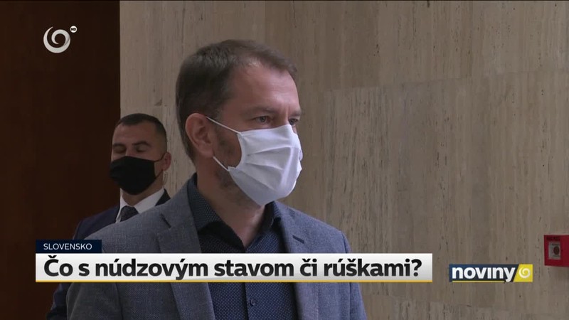 Čo s núdzovým stavom či rúškami?