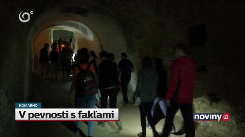 V pevnosti s fakľami