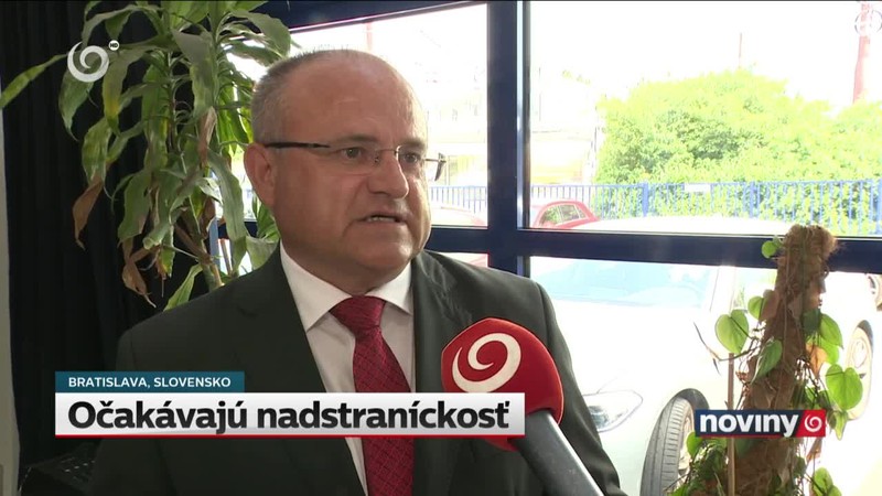 Očakávajú nadstraníckosť