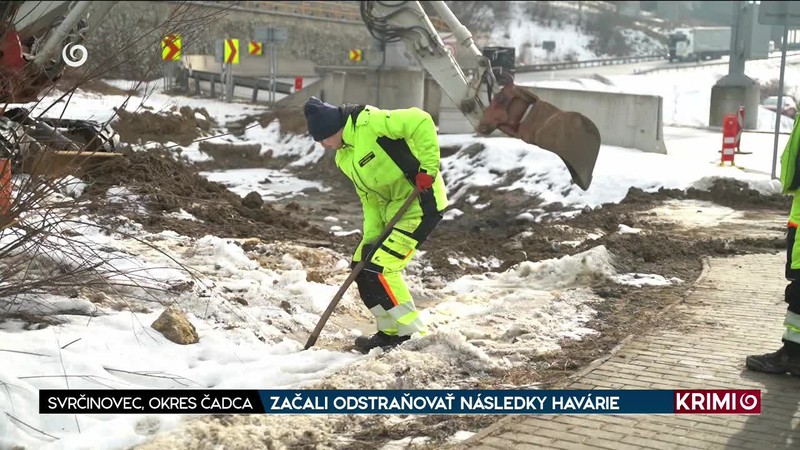 ZAČALI ODSTRAŇOVAŤ NÁSLEDKY HAVÁRIE