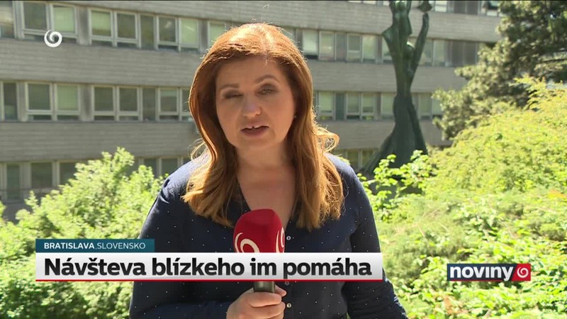 Návšteva blízkeho im pomáha