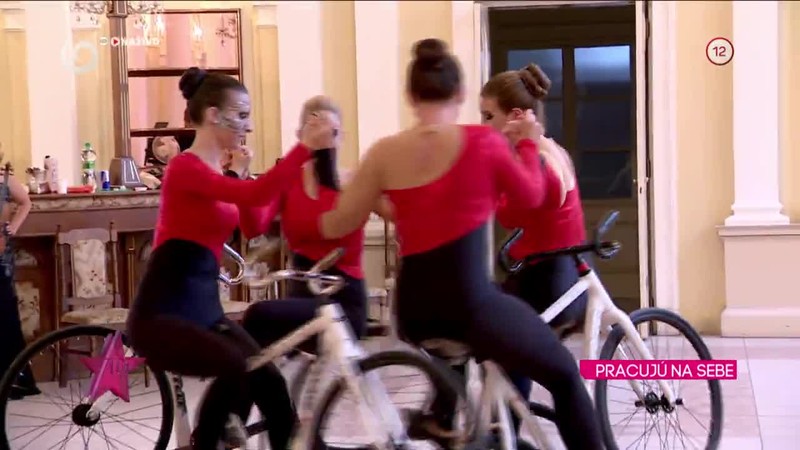 PRACUJÚ NA SEBE akrobacia bicykel cyklistky