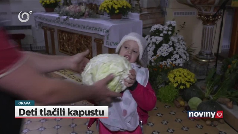 Deti tlačili kapustu