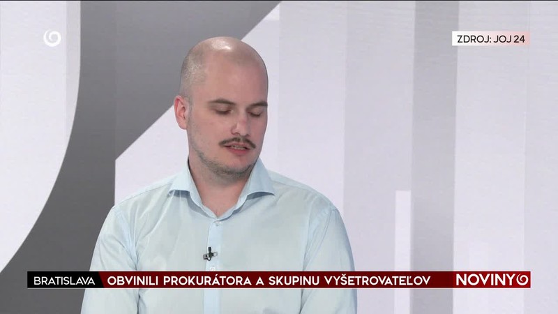 OBVINILI PROKURÁTORA A SKUPINU VYŠETROVATEĽOV