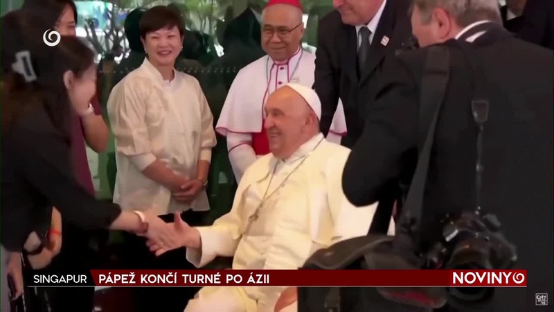 PÁPEŽ KONČÍ TURNÉ PO ÁZII