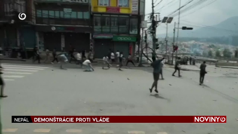 DEMONŠTRÁCIE PROTI VLÁDE