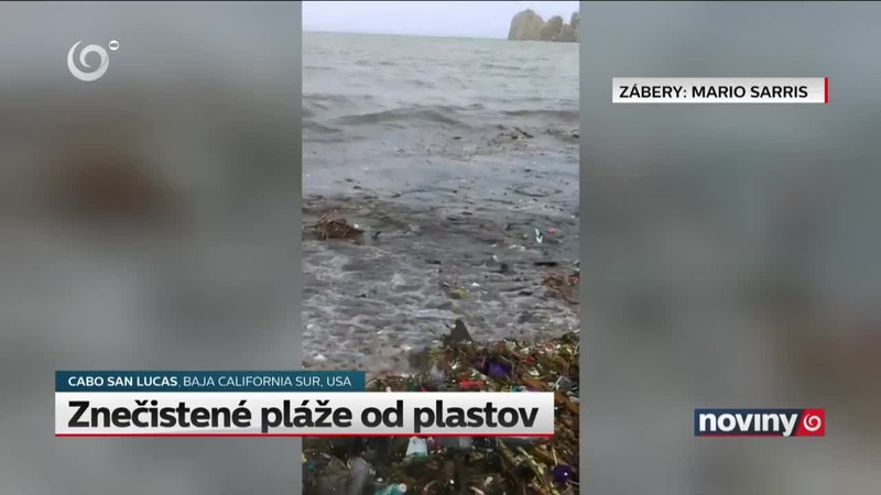 Znečistené pláže od plastov