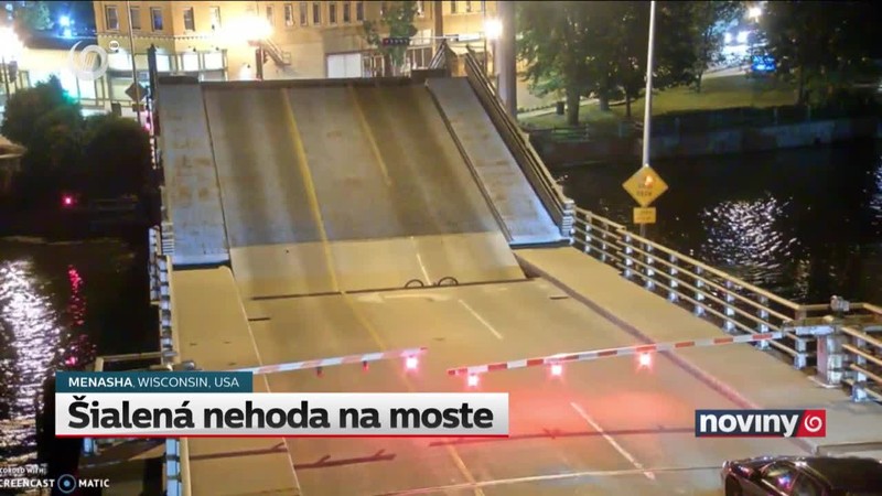 Šialená nehoda na moste