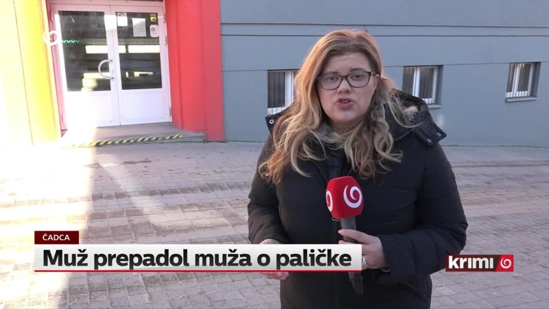 Muž prepadol muža o paličke