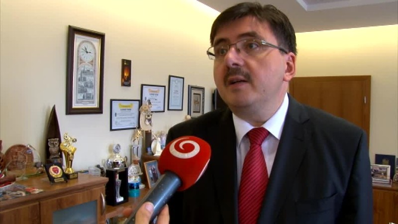 Tíneždera vylákal do auta. Za mestom ho podľa polície obťažoval