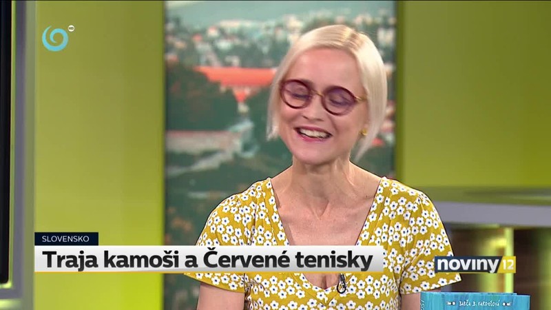 Traja kamoši a červené tenisky