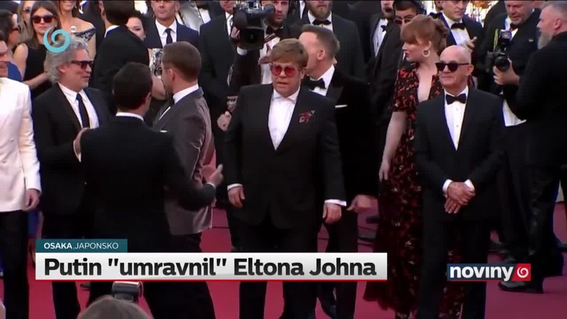 Putin "umravnil" Eltona Johna