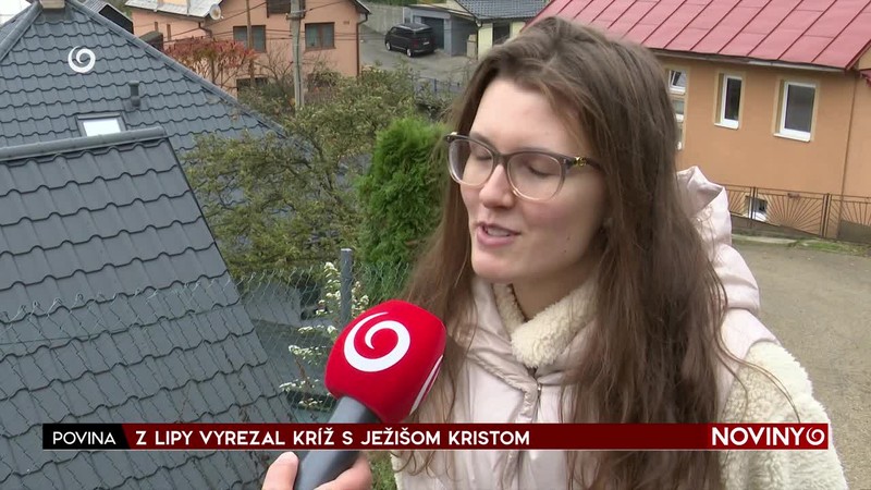 Z LIPY VYREZAL KRÍŽ S JEŽIŠOM KRISTOM
