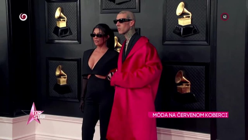 MÓDA NA ČERVENOM KOBERCI